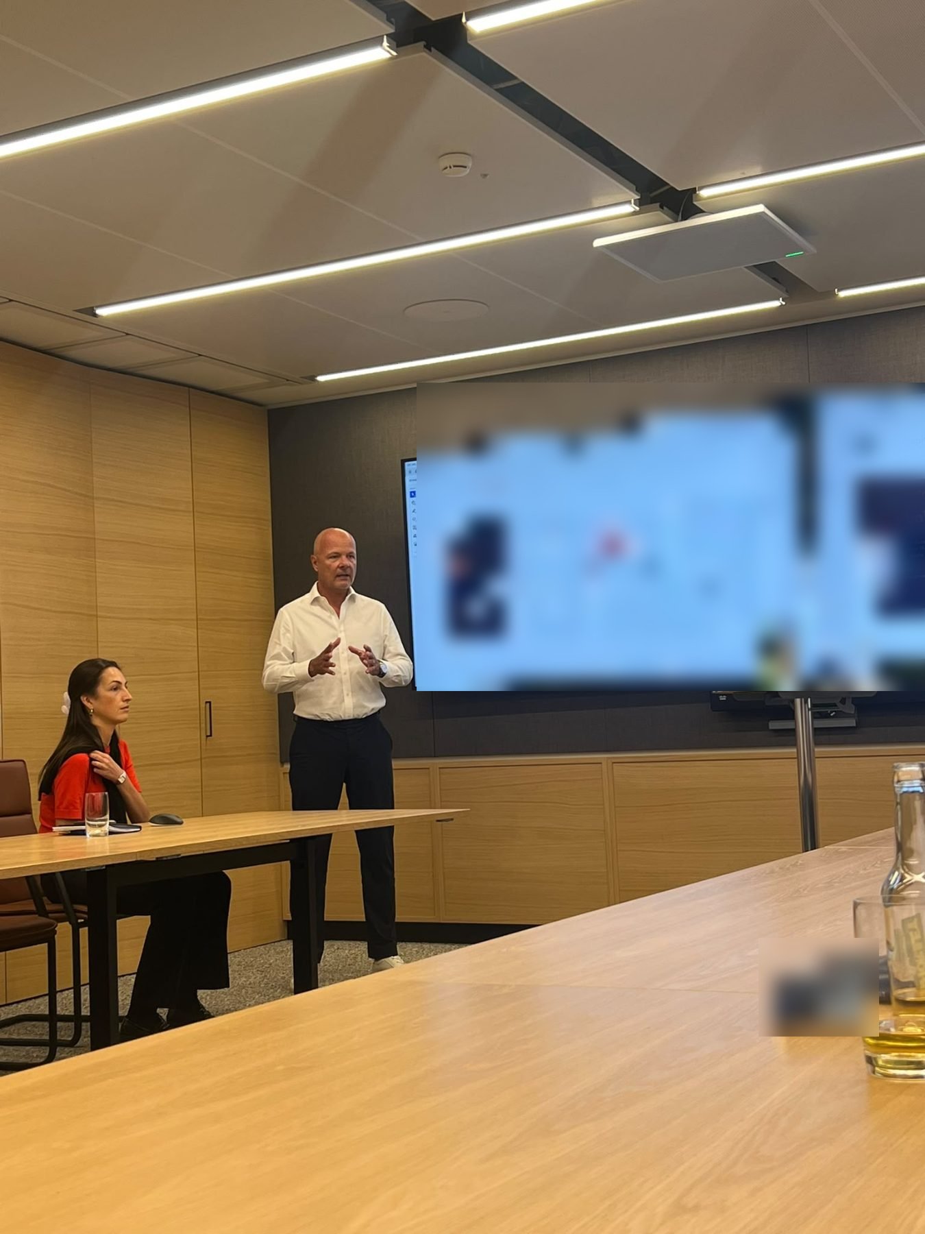 Präsentation bei Schroders Capital